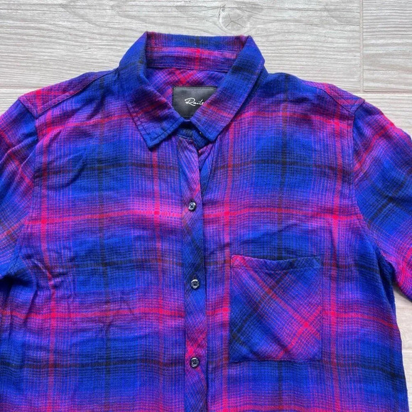Woman Rails Electric Blue/Red Plaid 100% Rayon Long Sleeve Button Down Shirt Siz - Picture 2 of 9